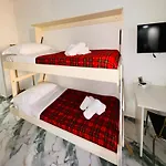 Tp Luxury Bed and Breakfast Νάπολη