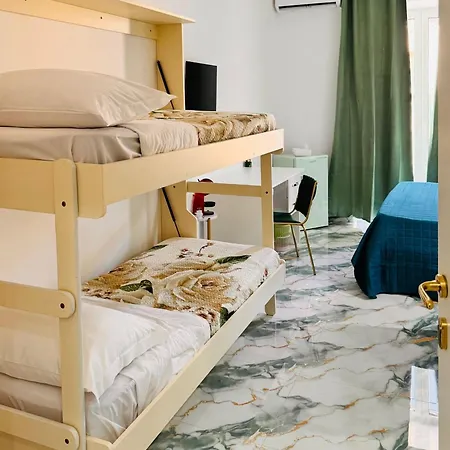 Tp Luxury 4* Nápoles