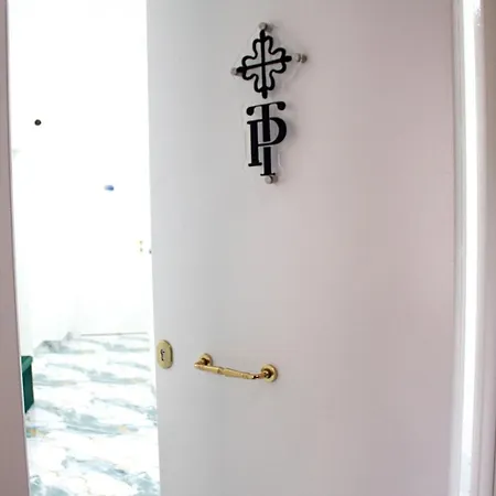 Tp Luxury Naples