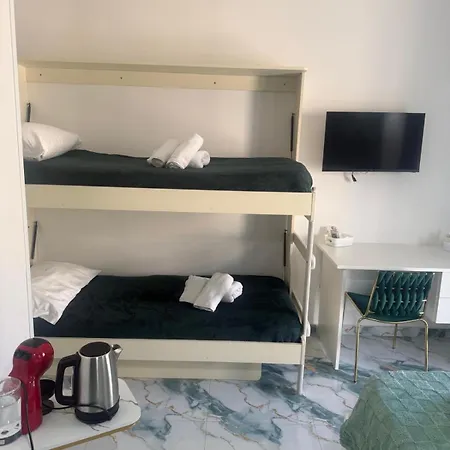 Tp Luxury نابولي