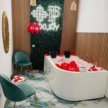 住宿加早餐酒店 Tp Luxury